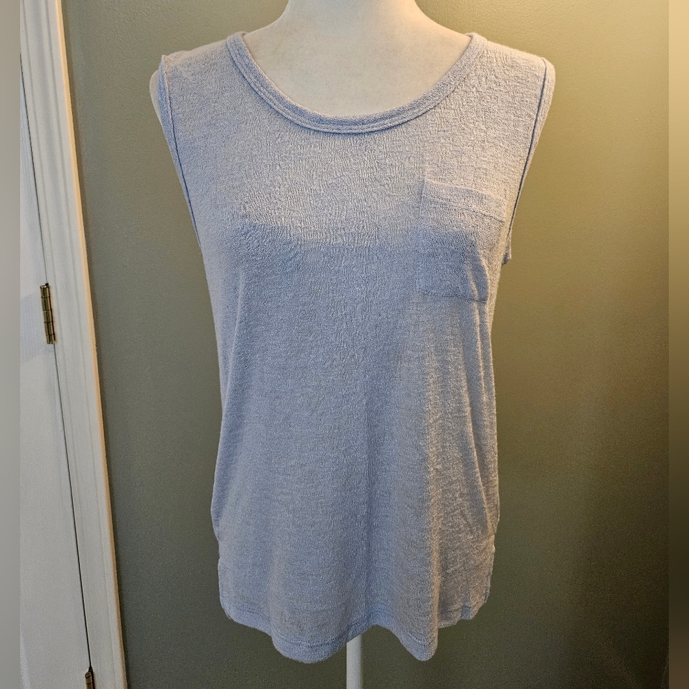 Michelle by Commune Women's Sleeveless Top Shirt Light Blue Size Medium M New